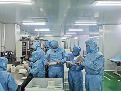 強(qiáng)化源頭監(jiān)管，規(guī)范市場(chǎng)秩序——山東省藥監(jiān)局五分局開(kāi)展膏貼類(lèi)醫(yī)療器械生產(chǎn)專(zhuān)項(xiàng)檢查