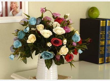 紫紅花卉 情人節浪漫裝飾與家居美學